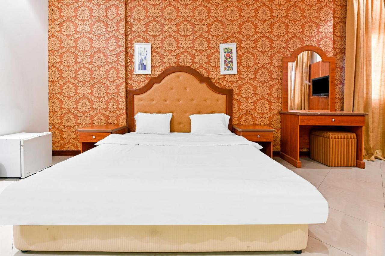 Oyo 118 Revira Hotel Manama Dış mekan fotoğraf