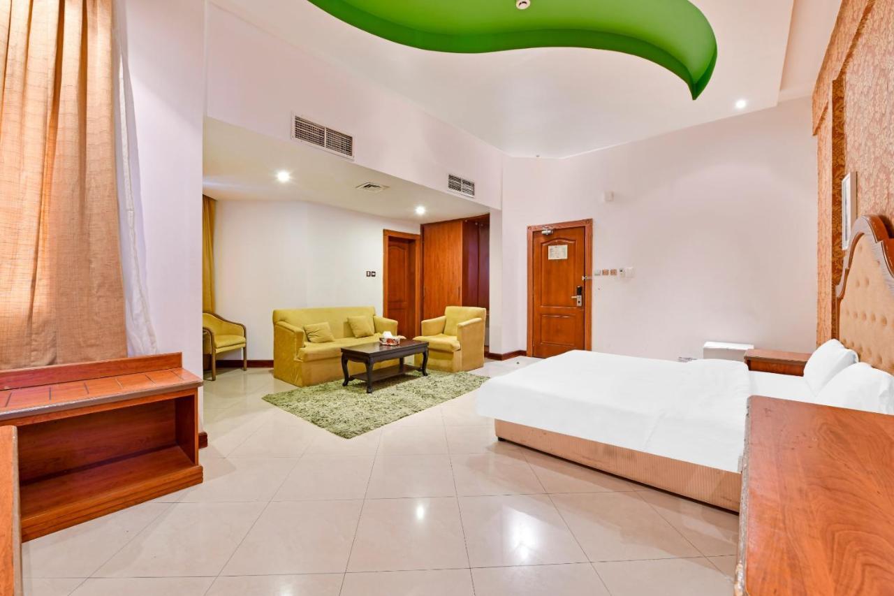 Oyo 118 Revira Hotel Manama Dış mekan fotoğraf