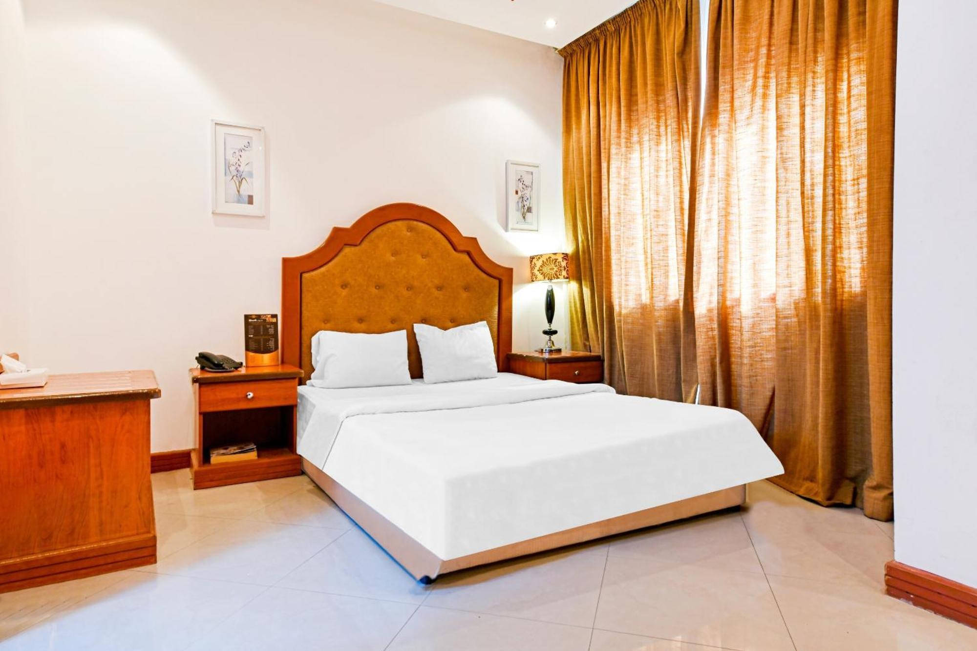 Oyo 118 Revira Hotel Manama Dış mekan fotoğraf