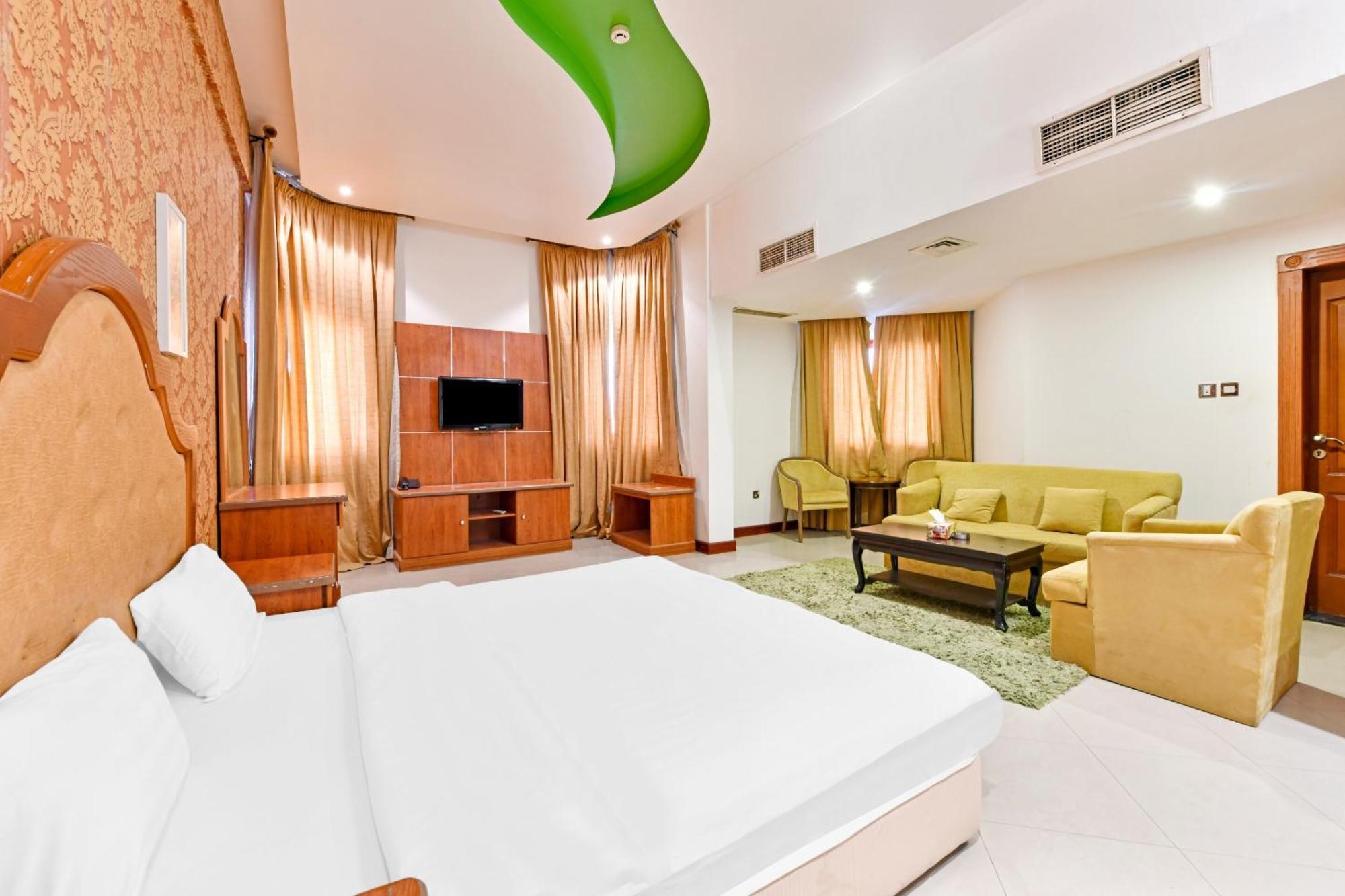 Oyo 118 Revira Hotel Manama Dış mekan fotoğraf